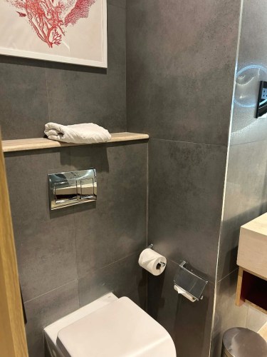 7ca3bd3c-4e90-425c-befe-40ddc17fecd6